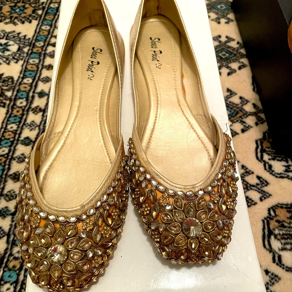 Khussa size 10